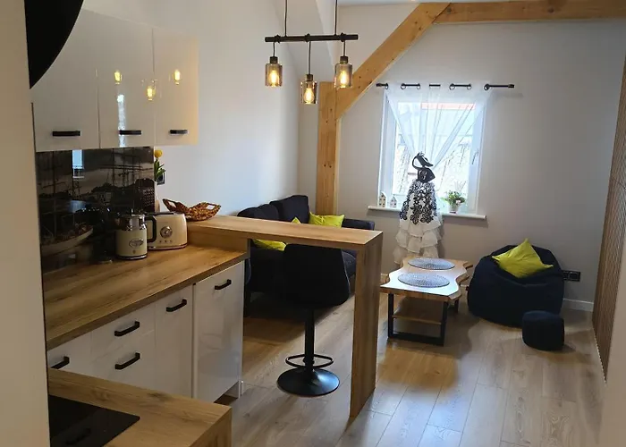 Mieszkanie - Najem Krotkoterminowy Apartment *